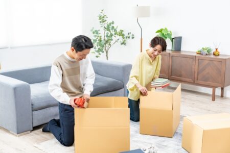 引っ越し時に便利!荷物の一時預かりサービス徹底解説【料金・種類・活用事例】 引っ越し時に便利!荷物の一時預かりサービス徹底解説【料金・種類・活用事例】