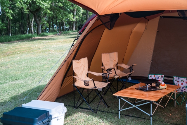 夏に使ったレジャー用品はどうする？便利な保管方法とトランクルーム運送サービスを紹介！